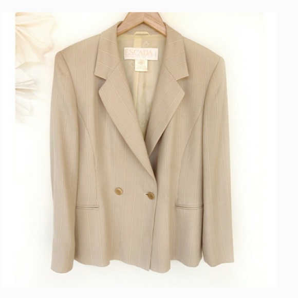 Escada Jackets & Blazers - Escada Vintage Silk Wool Blend Blazer/Jacket